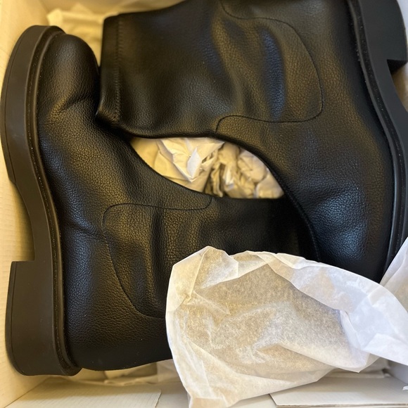 Intentionally Blank Ida Boot!!! - Picture 5 of 5